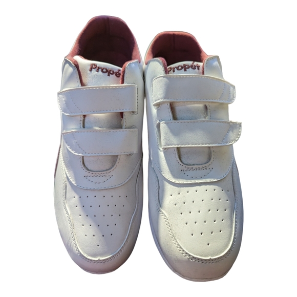 Propet Shoes - Propet Tour Walker with Velcro Straps